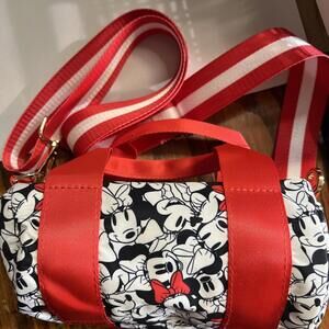Minnie Mouse Disney Micro Mini Crossbody Duffle bag Purse Cute BNWOT Bow